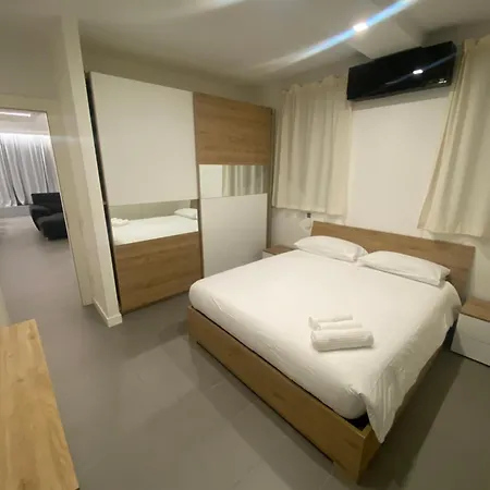Bb Lucent Center 公寓 阿韦利诺