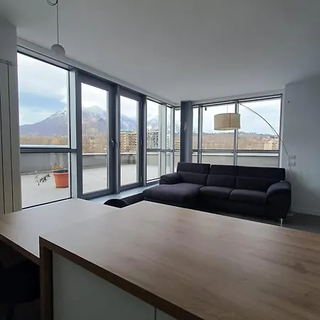 Bb Lucent Center * Avellino